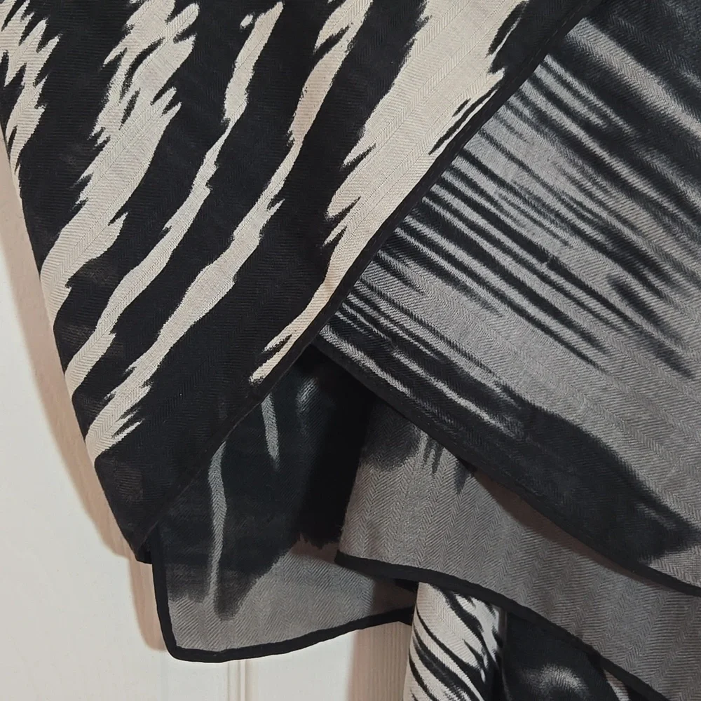 🖤 Black Gray Ombré Zebra Print Lightweight Wrap Scarf 30x72
